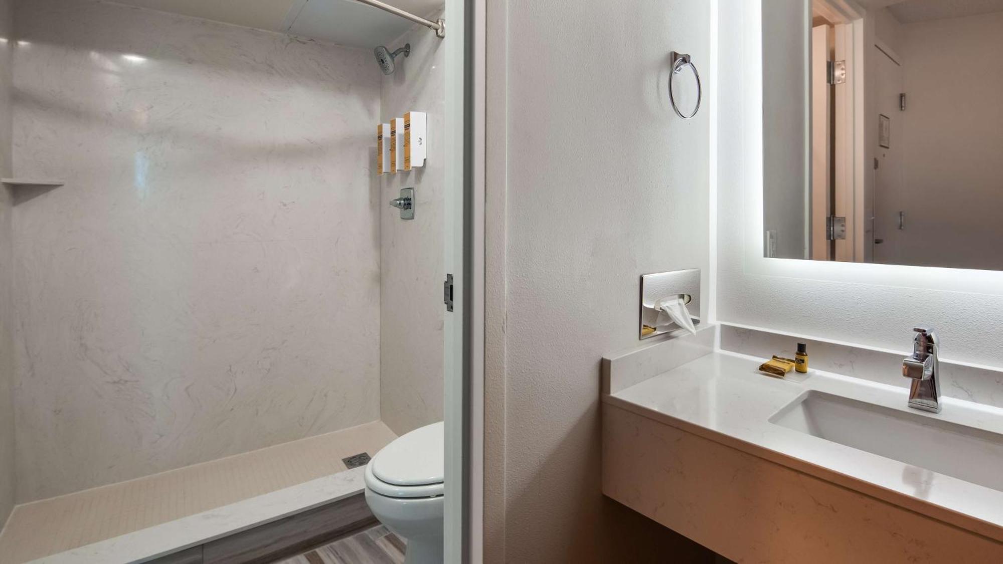 Best Western Plus Wausau Tower Inn Eksteriør bilde